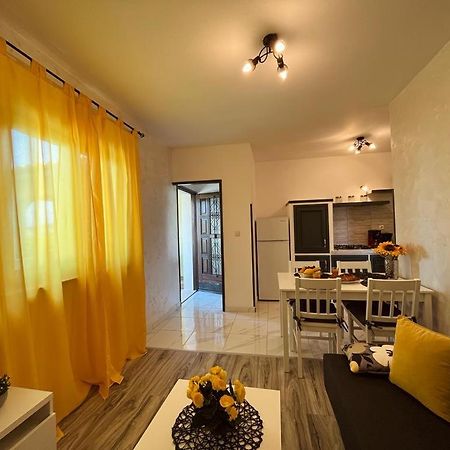 Pomerino Apartmans Exterior foto